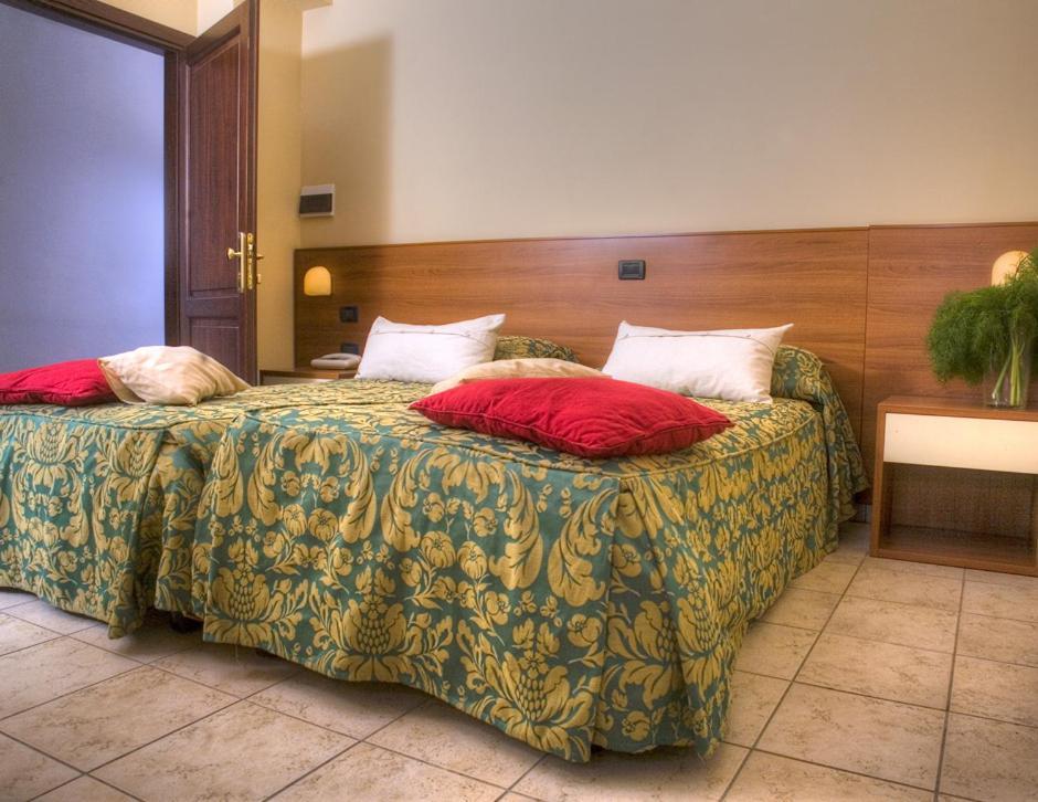 Hotel Tuscania Panoramico 객실 사진